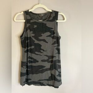 Peyton Jensen Camo Tank top Size Small